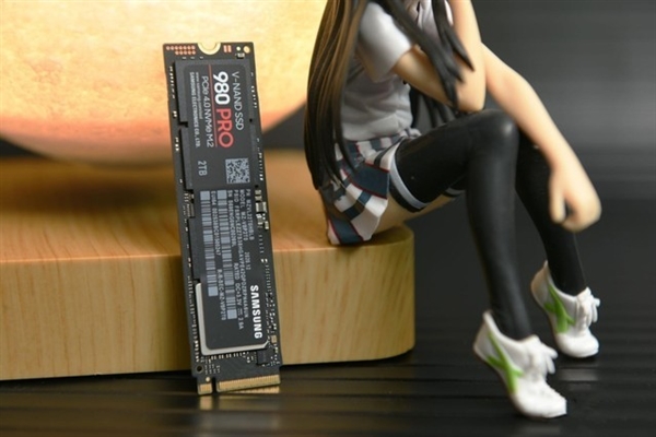 和记官网买错后悔！固态硬盘速度才是王道